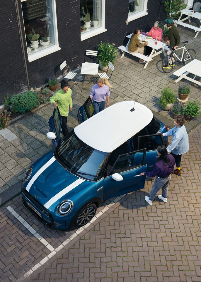 The new MINI 5-Door Hatch The new MINI 5-Door Hatch